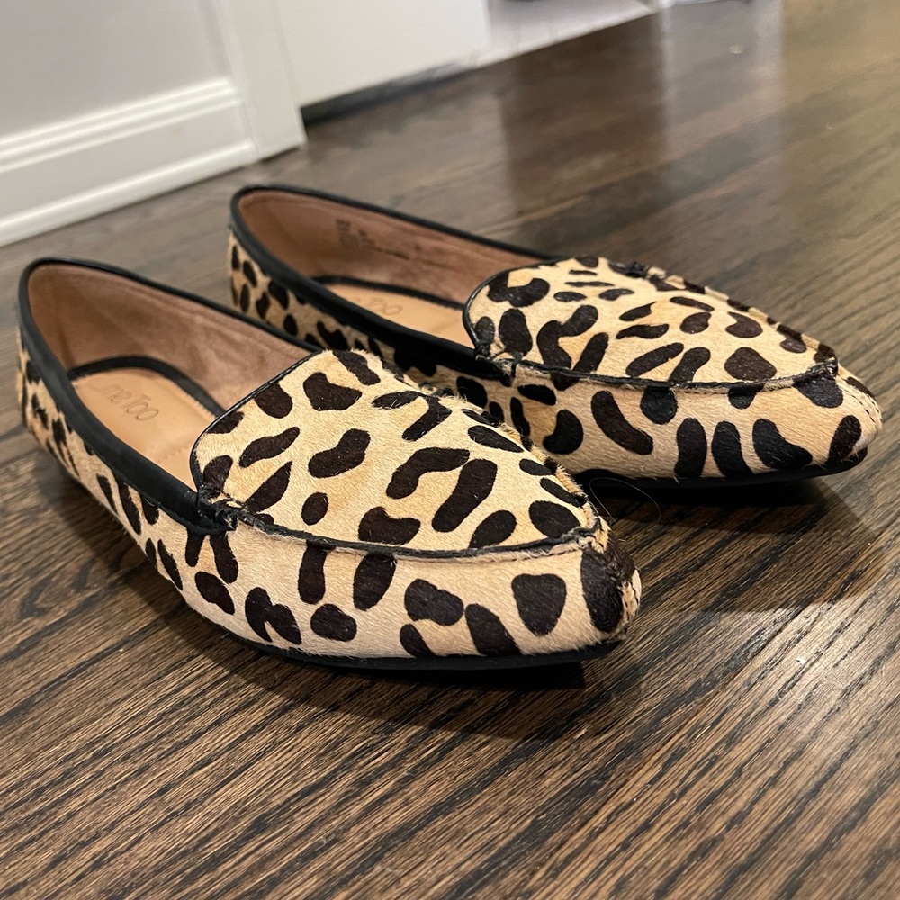 me Too Cheetah Pointed Toe Flats.
